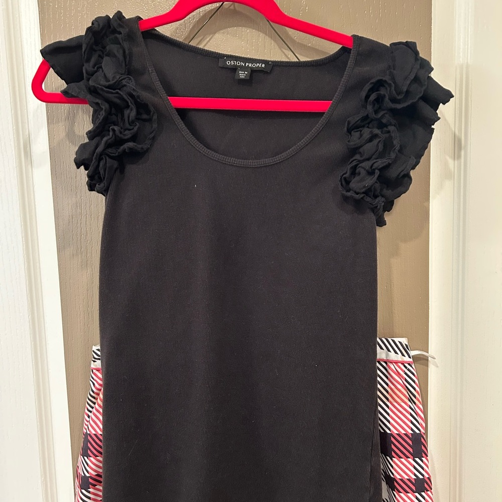 Boston Proper Elegant Black Top